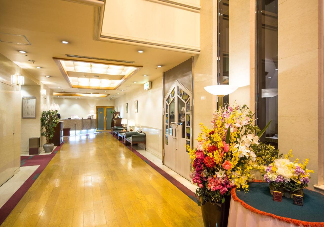 Hotel Claiton Esaka Suita Extérieur photo